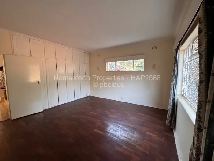 5 Bedroom House for Sale in Greendale North, Harare