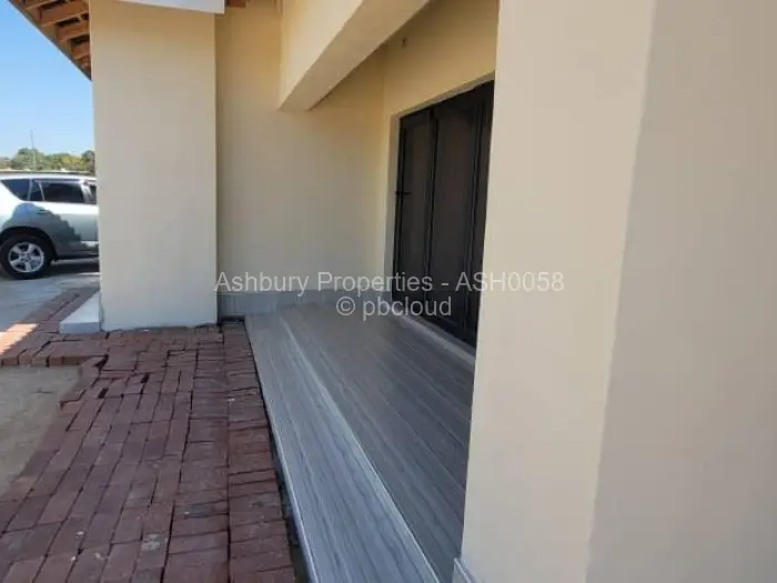 4 Bedroom House for Sale in Ruwa, Ruwa