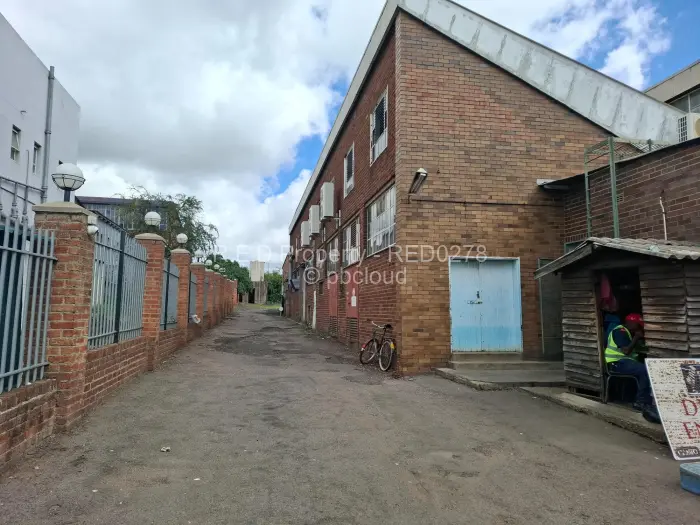 Industrial Property for Sale in Donnington, Bulawayo