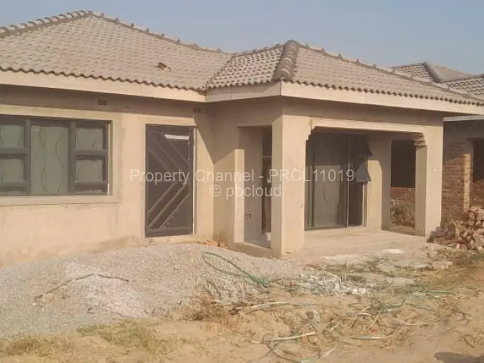 4 Bedroom House for Sale in Glaudina, Harare