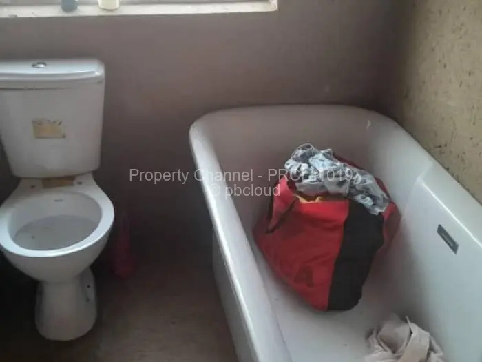 4 Bedroom House for Sale in Glaudina, Harare