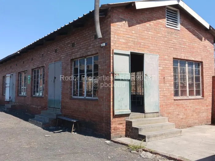 Industrial Property for Sale in Donnington, Bulawayo