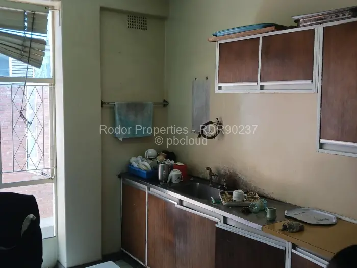 Industrial Property for Sale in Donnington, Bulawayo