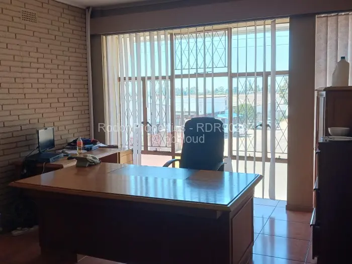 Industrial Property for Sale in Donnington, Bulawayo