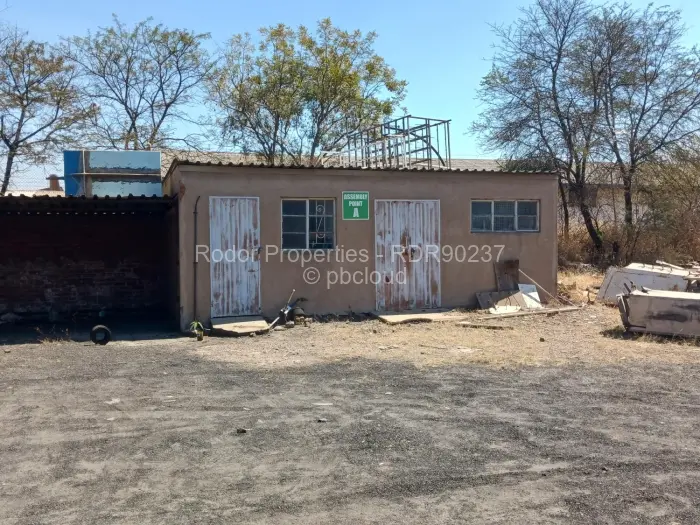 Industrial Property for Sale in Donnington, Bulawayo