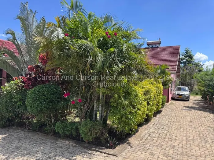 8 Bedroom House for Sale in Chinhoyi, Chinhoyi