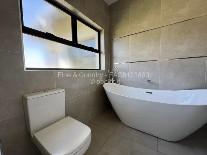 7 Bedroom House to Rent in Kambanji