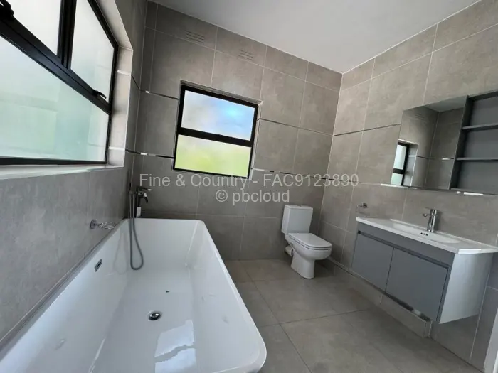 7 Bedroom House to Rent in Kambanji