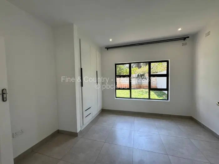 7 Bedroom House to Rent in Kambanji