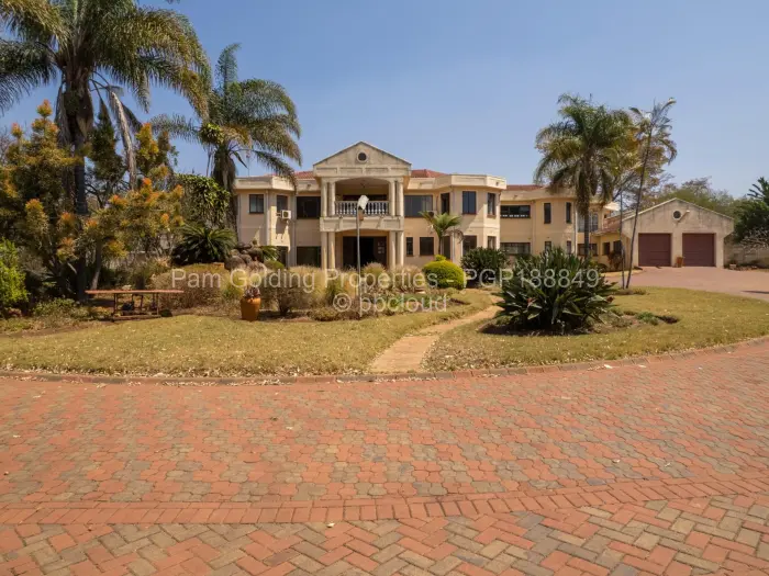 7 Bedroom House for Sale in Greystone Park, Harare