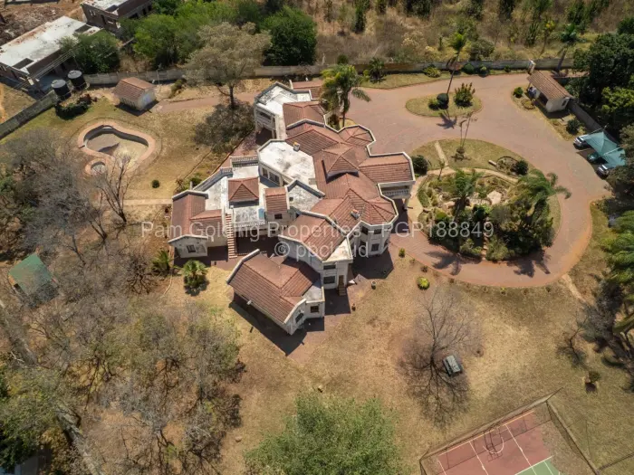 7 Bedroom House for Sale in Greystone Park, Harare