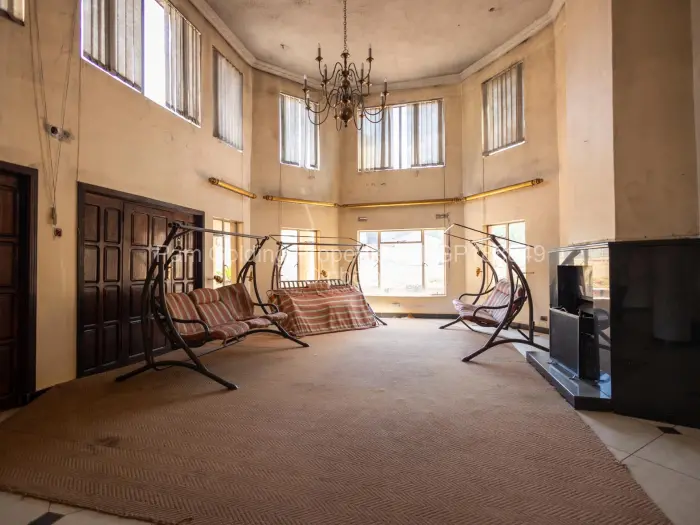 7 Bedroom House for Sale in Greystone Park, Harare