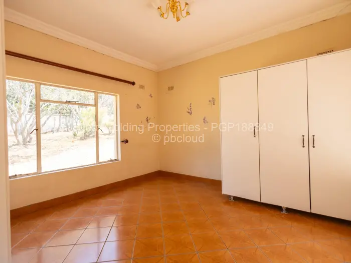 7 Bedroom House for Sale in Greystone Park, Harare