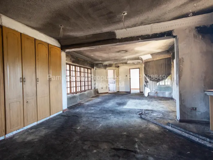 7 Bedroom House for Sale in Greystone Park, Harare