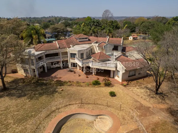 7 Bedroom House for Sale in Greystone Park, Harare