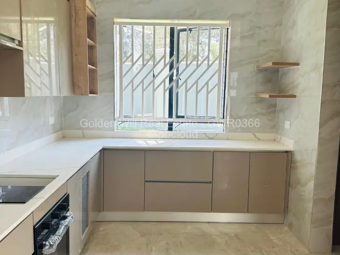 Flat/Apartment to Rent in Highlands