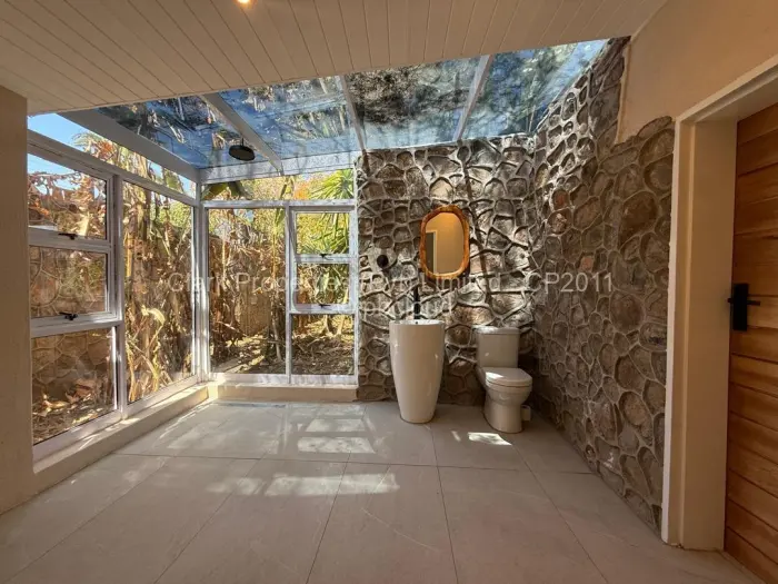 Commercial Property to Rent in Greystone Park