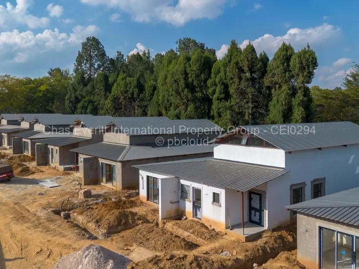 Townhouse/Cluster for Sale in Newlands, Harare