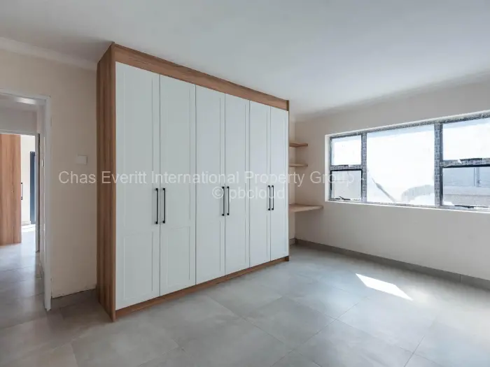 Townhouse/Cluster for Sale in Newlands, Harare