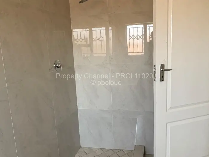 3 Bedroom House for Sale in Mabvazuva Estates, Ruwa