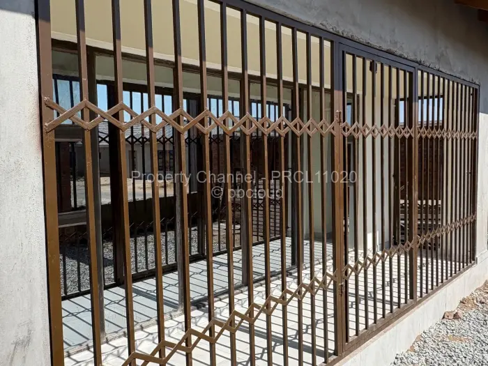 3 Bedroom House for Sale in Mabvazuva Estates, Ruwa