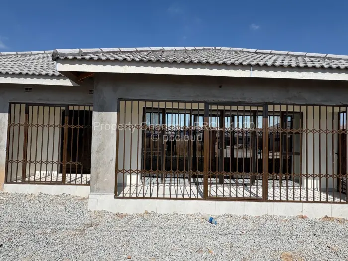 3 Bedroom House for Sale in Mabvazuva Estates, Ruwa