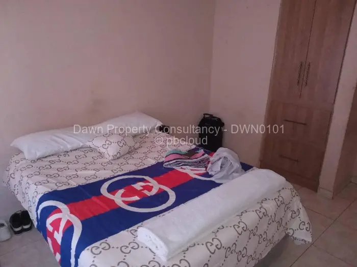 3 Bedroom Cottage/Garden Flat for Sale in Mabelreign, Harare