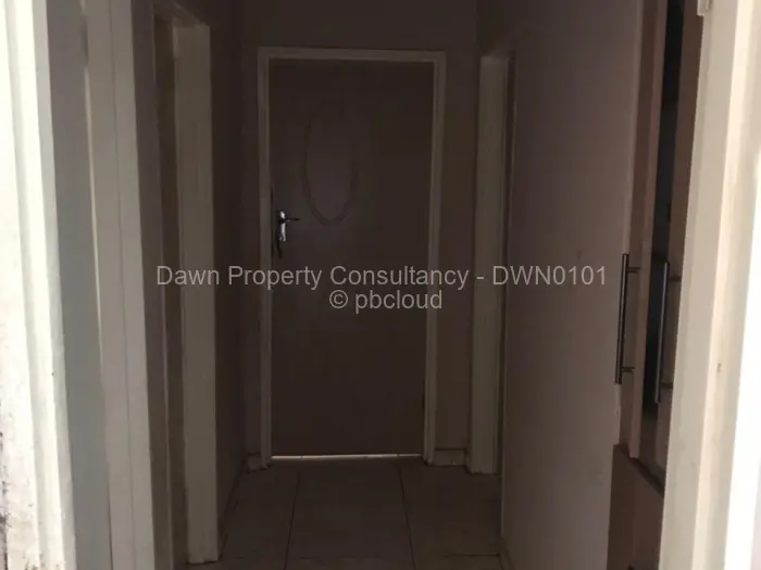 3 Bedroom Cottage/Garden Flat for Sale in Mabelreign, Harare