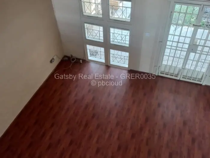 Flat/Apartment to Rent in Avondale