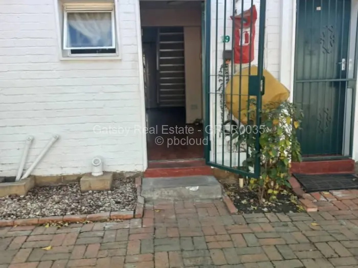 Flat/Apartment to Rent in Avondale