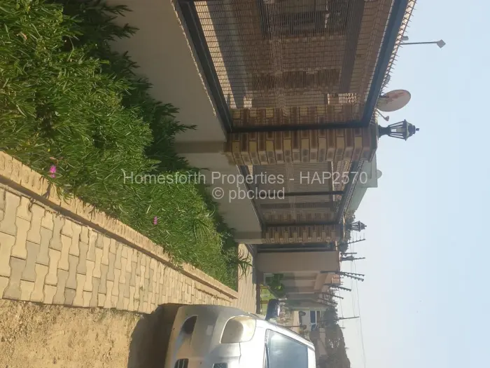 4 Bedroom House for Sale in Nkwisi Gardens, Harare