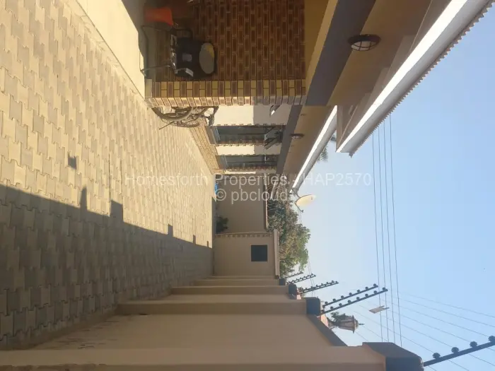 4 Bedroom House for Sale in Nkwisi Gardens, Harare