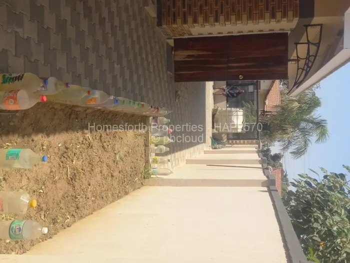 4 Bedroom House for Sale in Nkwisi Gardens, Harare