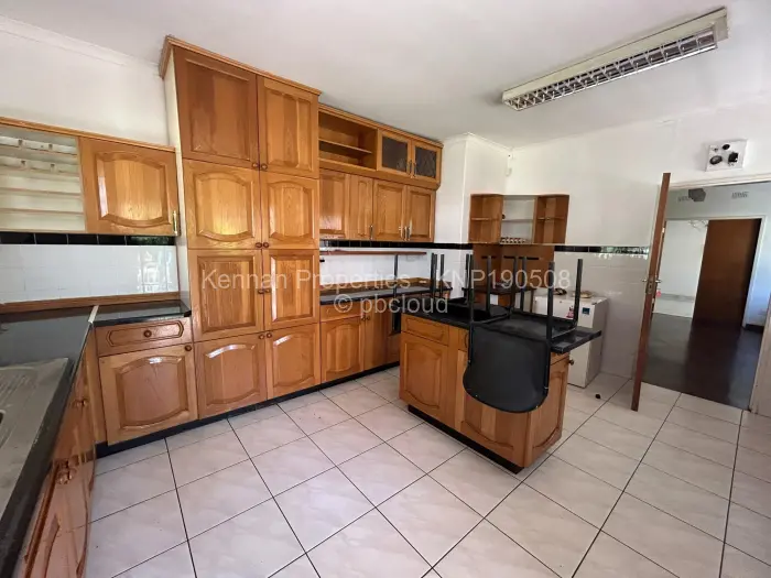 3 Bedroom House to Rent in Alexandra Park