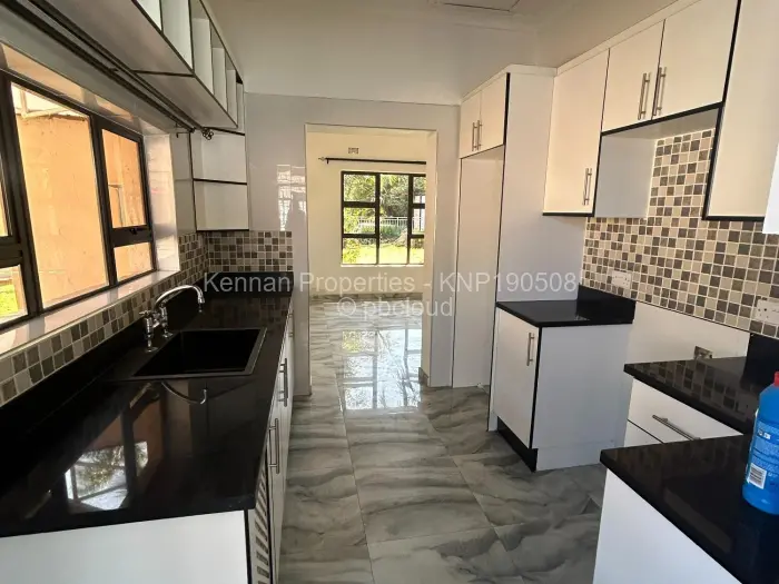 3 Bedroom House to Rent in Alexandra Park