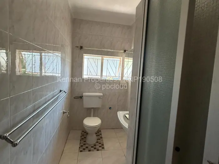 3 Bedroom House to Rent in Alexandra Park