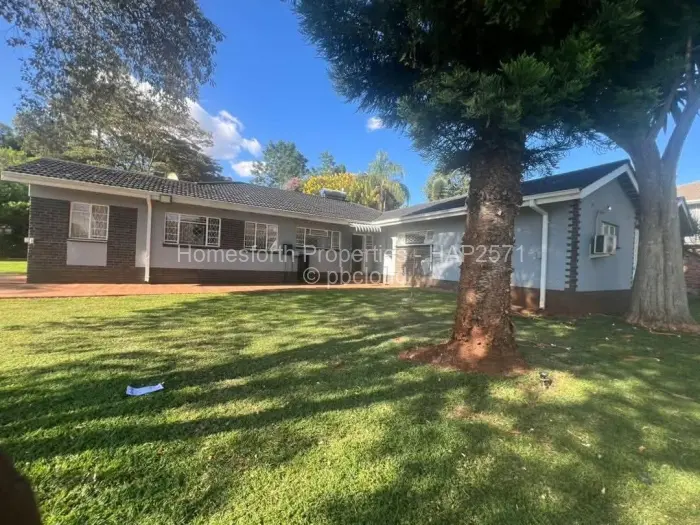 4 Bedroom House to Rent in Greystone Park