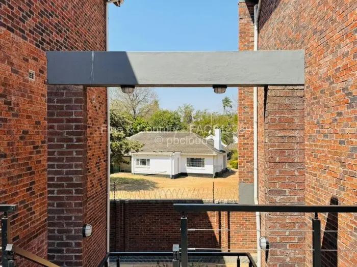 Flat/Apartment to Rent in Avondale