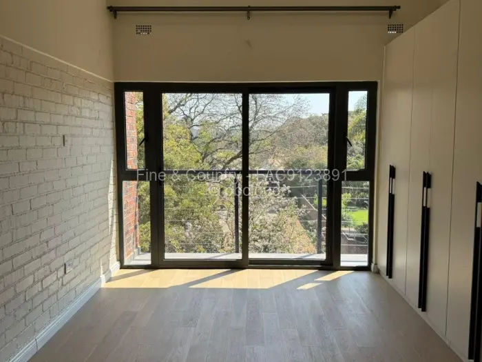 Flat/Apartment to Rent in Avondale