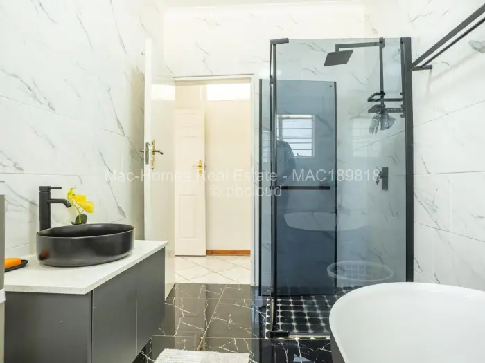 4 Bedroom House for Sale in Borrowdale West, Harare