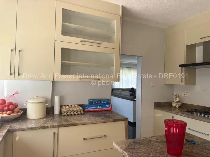 4 Bedroom House to Rent in Upper Hillside