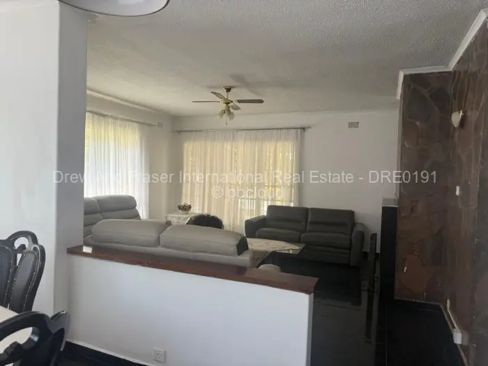 4 Bedroom House to Rent in Upper Hillside