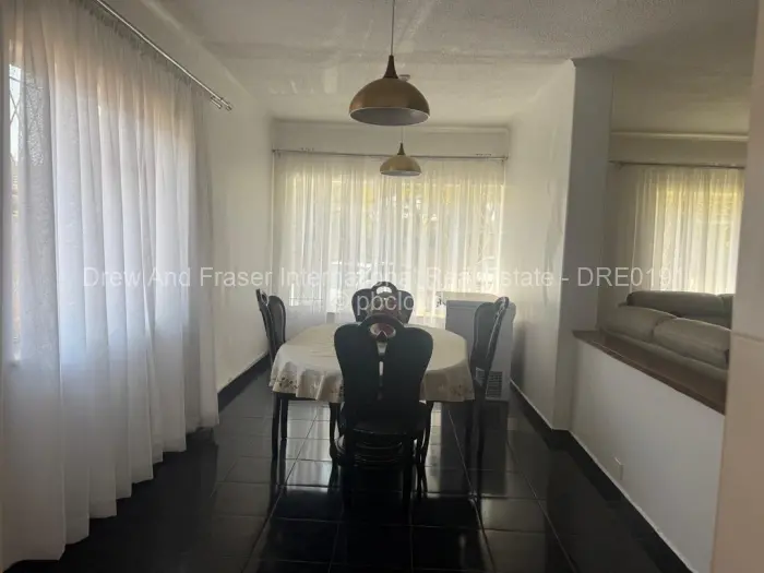 4 Bedroom House to Rent in Upper Hillside