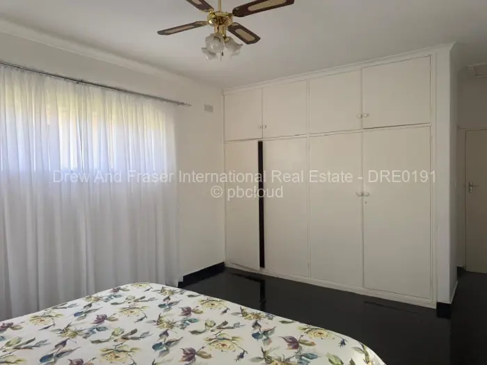 4 Bedroom House to Rent in Upper Hillside