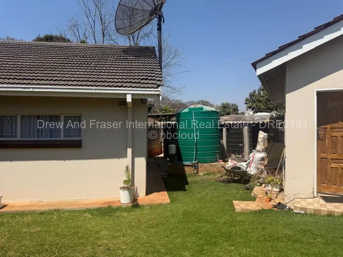4 Bedroom House to Rent in Upper Hillside