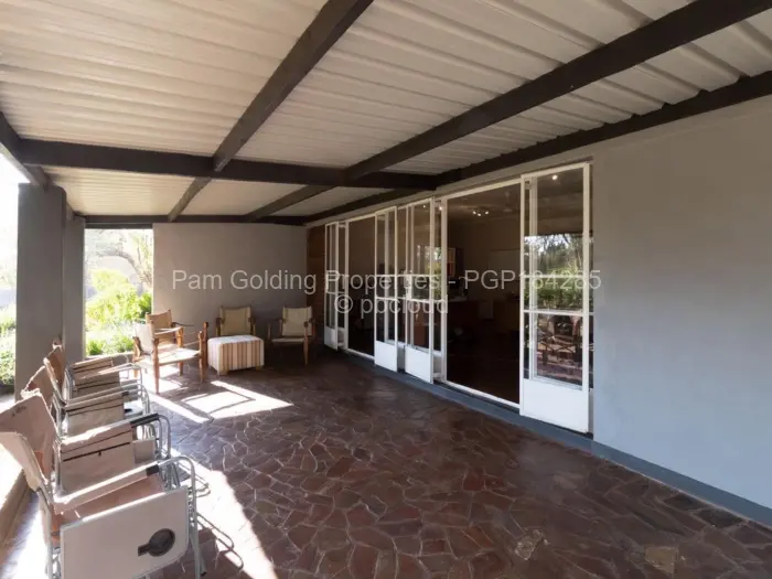 3 Bedroom House for Sale in Victoria Falls, Victoria Falls