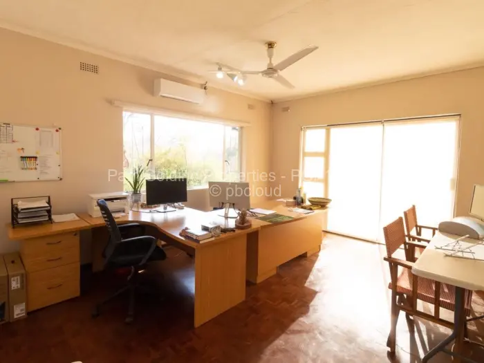 3 Bedroom House for Sale in Victoria Falls, Victoria Falls