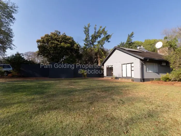 3 Bedroom House for Sale in Victoria Falls, Victoria Falls