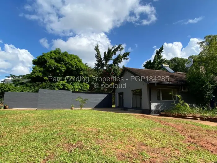 3 Bedroom House for Sale in Victoria Falls, Victoria Falls