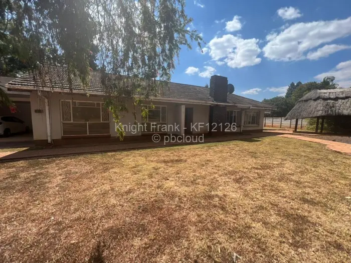 6 Bedroom House for Sale in Vainona, Harare